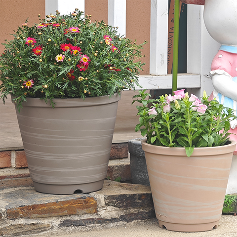 Sia Flowerpot
